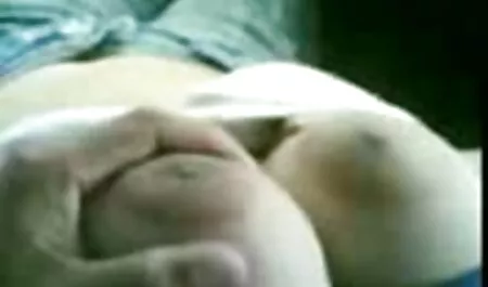 De jongens gay seksfilms besloten om het meisje te laten zien wat analse besloot te zijn