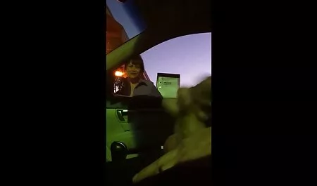 Mijn moeder oma seksfilm kent erwten met een volwassen trainer.