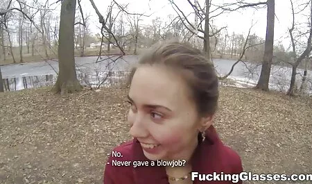Babe free seksfilm had een dildo.