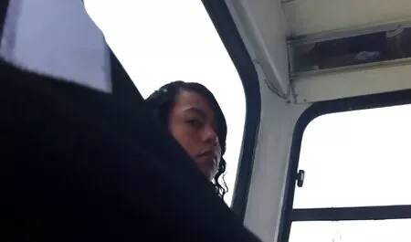 Volwassen rode teef met lange dildo Masturbeert kim holland seksfilms zichzelf.