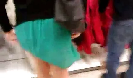 Een mooi free seksfilms Aziatisch meisje nam de lul van een Rus met vaginale spieren.
