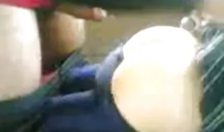 Het lid is seksfilm 123 gevestigd in de plaats van het meisje