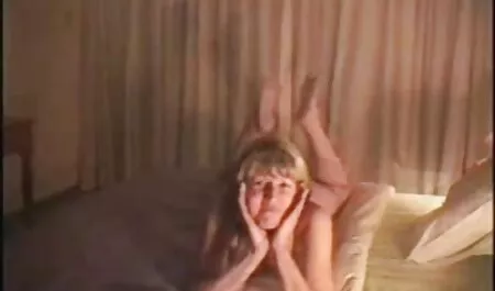 Een paar Rya Ryan vierden hun eerste huwelijksnacht. massage seksfilm