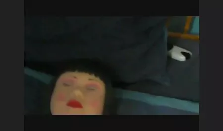 In een verlaten gebied wilde de gay seksfilms dronken trut zuigen.