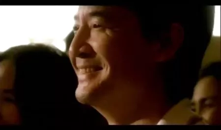 Een jongen seksfilms gratis beledigt zijn onderdanige vriend.