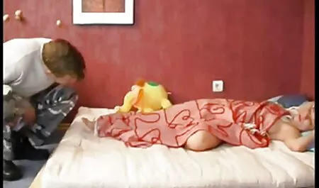 Darling streelde zichzelf. goede seksfilms