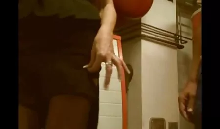 Adriana chicke en drie gaten voor arabische seksfilms een enorme zwarte lul.